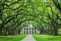 Oak Alley Plantation, Mississippi River Road, Louisiana.